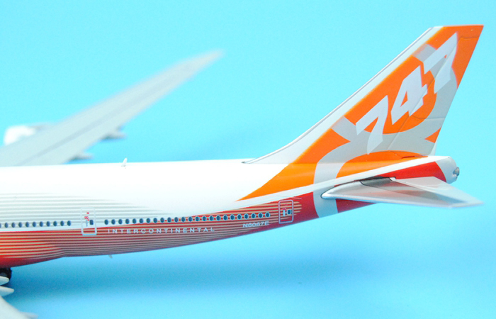 1/400 Model Airplane JC-Wings XX4001 Boeing 747-8 House N6067E Aircraft Diecast Model Collectibles, Scale Model, Metal Model Plane.