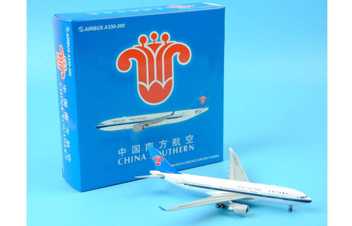 1/400 Model Airplane JC-Wings XX4311 China Southern Airlines Airbus A330-200 B-6548 Aircraft Diecast Model Collectibles, Scale Model.