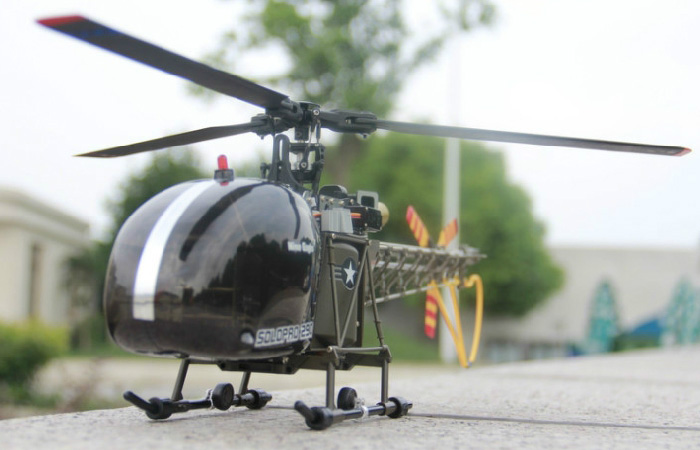 Nine-Eagles Solo Pro 290A SA-315A Lama 6CH 3D RC Model Helicopter.